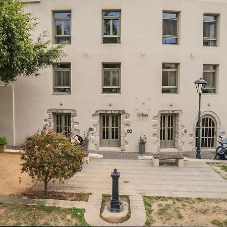 Fileas Art Hotel 3*